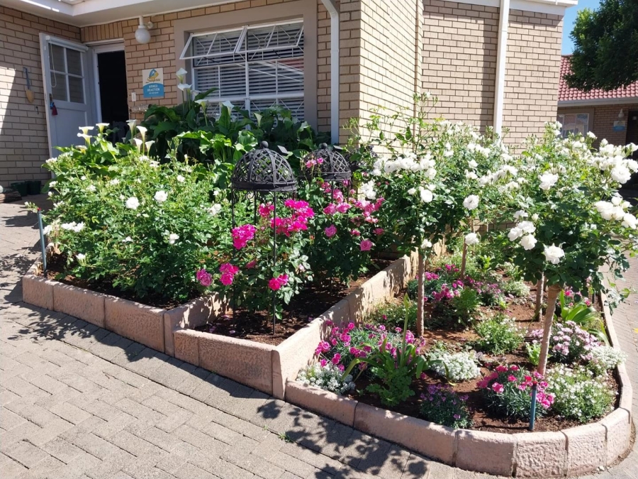 2 Bedroom Property for Sale in Kiepersol Free State